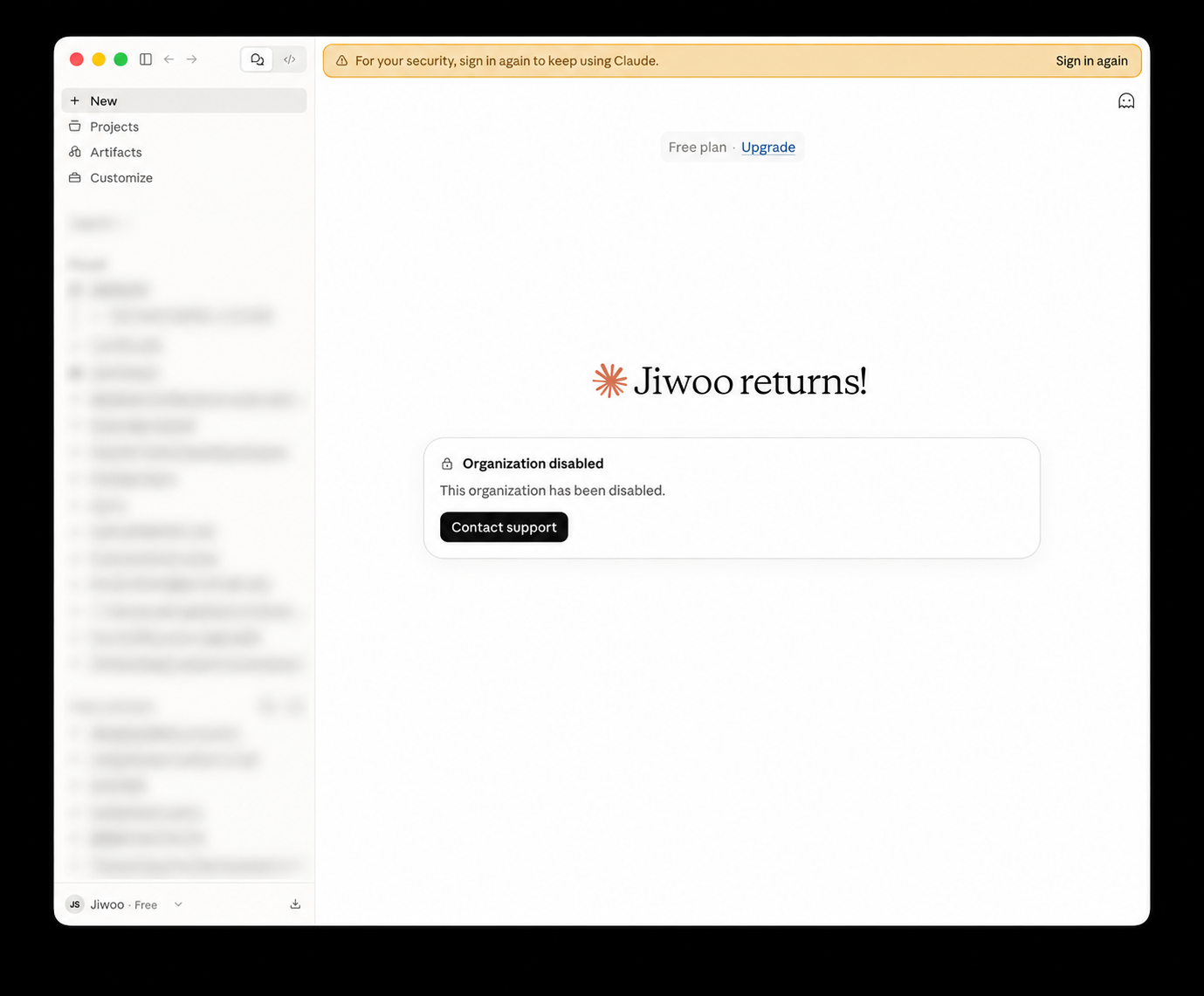 “Jiwoo returns!” above an “Organization disabled” message. The chat history on the left is blurred.